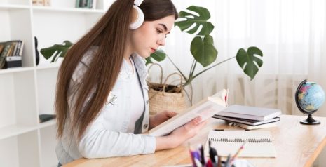 Top Platforms For Listening To Podcasts While Doing College Assignments
