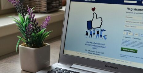 Facebook algorithm